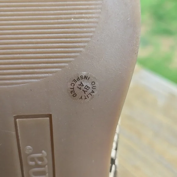 A.N.A Faux Snakeskin Ankle Boots Booties Memory Foam Like New Condition Womens 9 - Picture 7 of 7